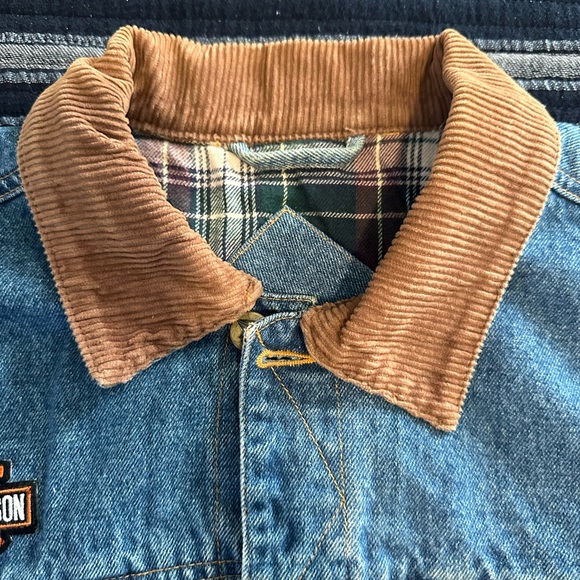 Harley Davidson (upcycled) Jean jacket Size L.  HP 🎉 - Picture 3 of 10